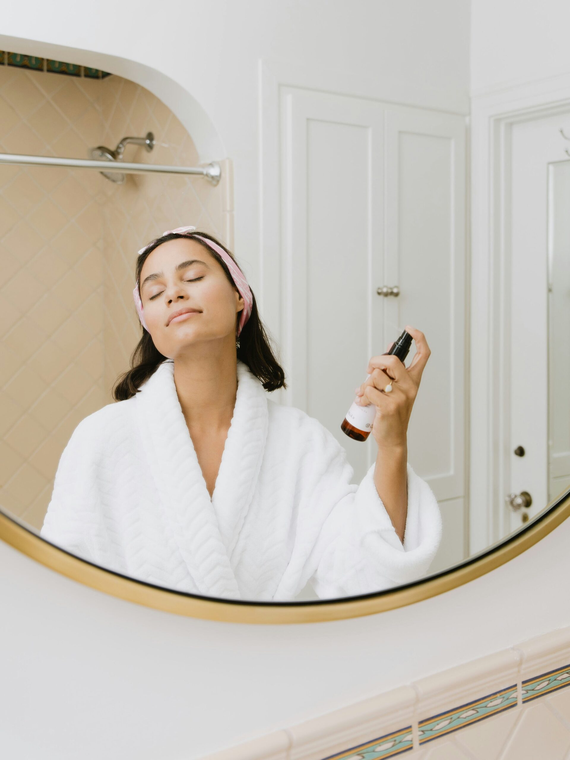 Best Morning Skincare Routine for Glowing Skin (2026 Guide)
