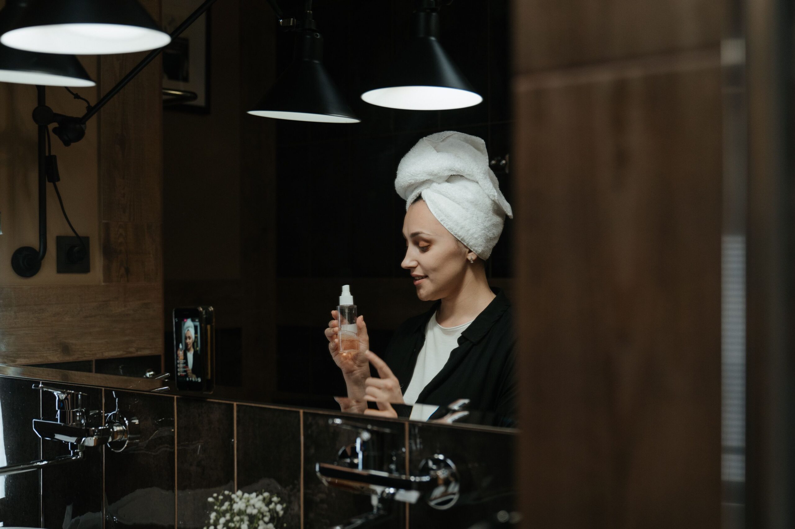 Best Night Skincare Routine for Beginners(2026)